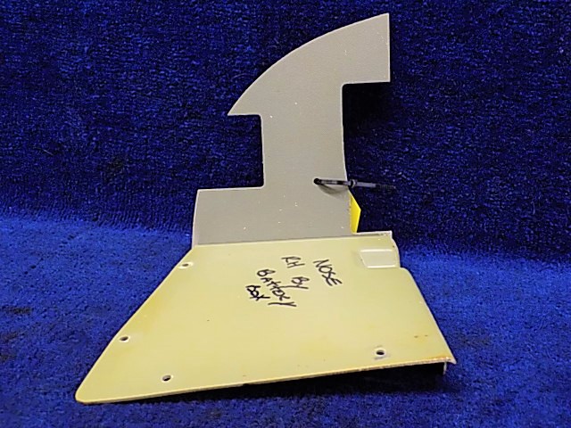 96464-00 Piper - DECK - Electrical equipment right